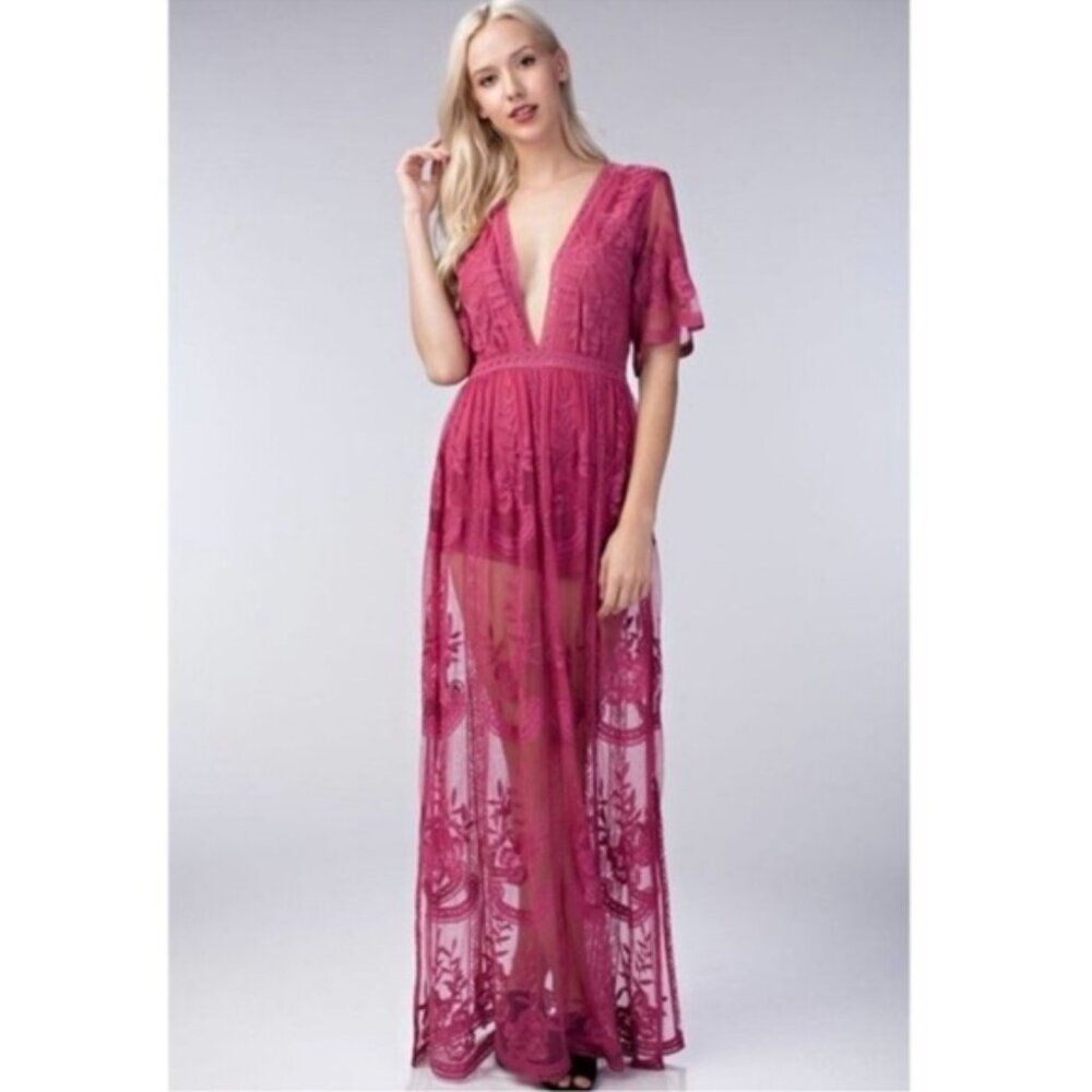 Honey Punch Pink Lace Romper Maxi Dress Size Small Plunging Neckline Feminine